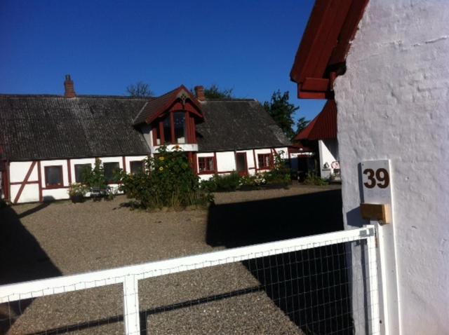 Bed and Breakfast Praestogaard Екстер'єр фото