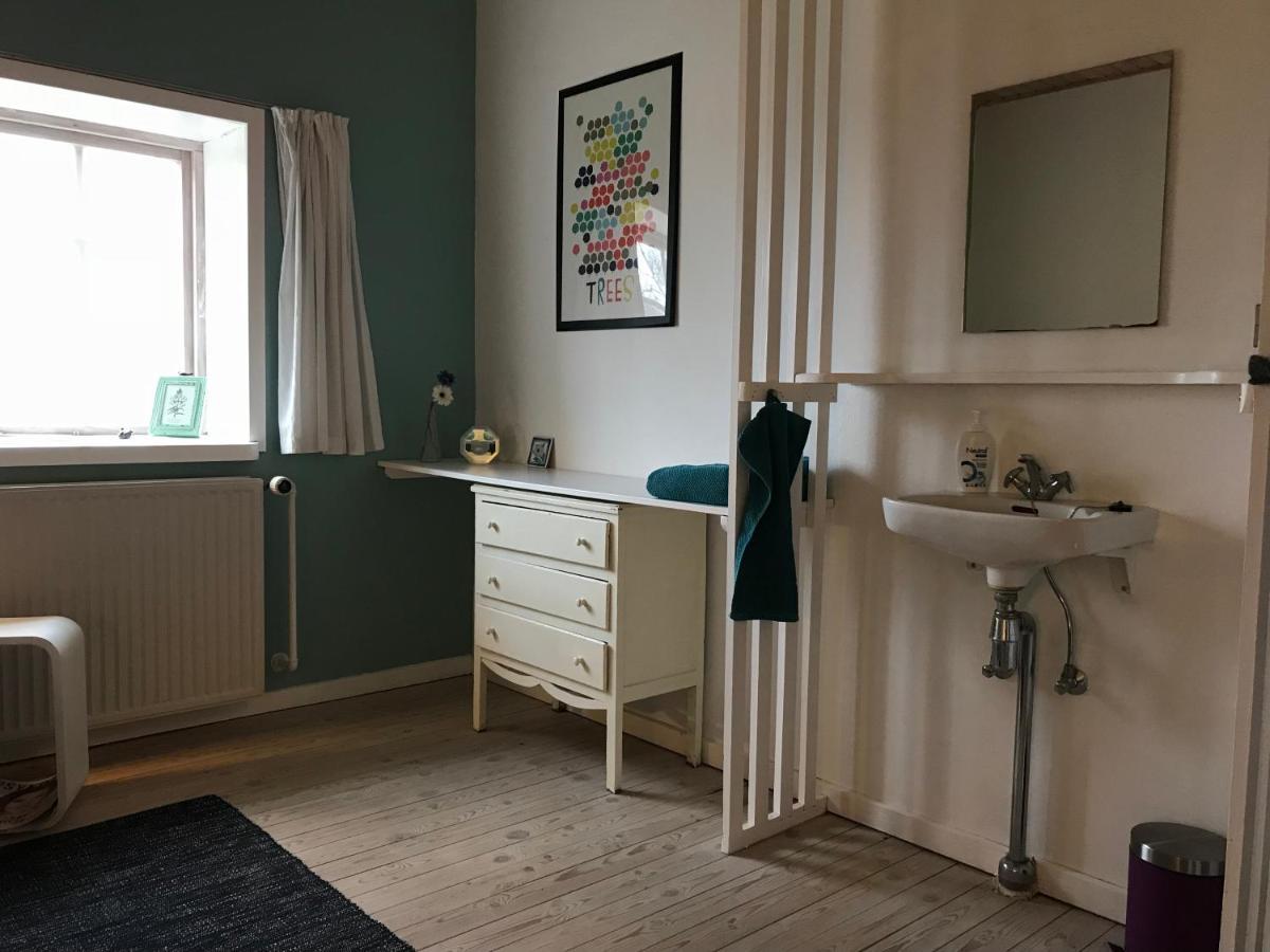 Bed and Breakfast Praestogaard Екстер'єр фото